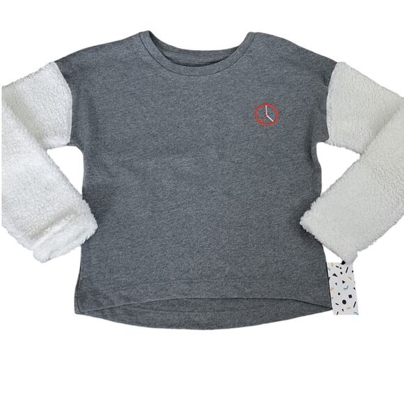 NWT Harper Canyon Girls Gray White Pullover Top Size Large 10 12 - Picture 1 of 5
